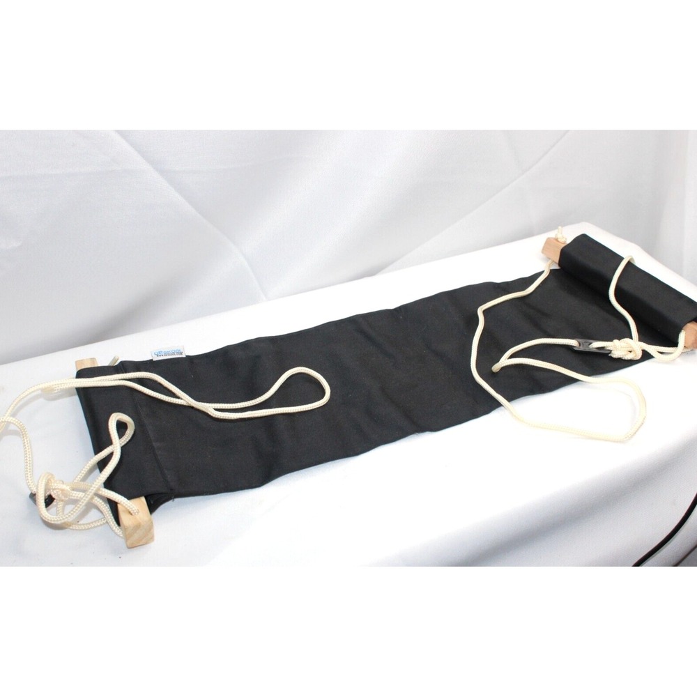 Foot Hammock under Desk Footrest - Adjustable with brackets & instructions